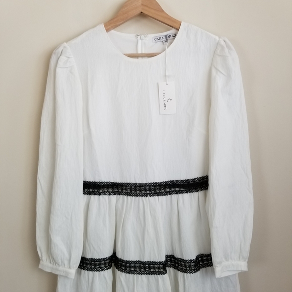 Cara Loren Long Sleeve Dress Size Small NWT - Picture 2 of 9